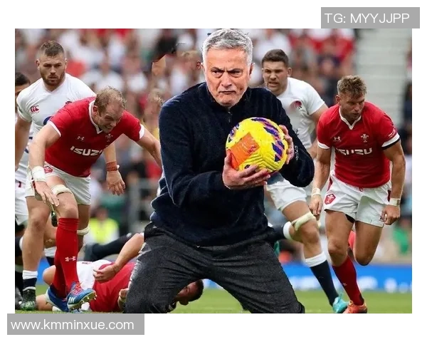 揭开最神秘的足球明星面纱探索他背后的传奇故事与不为人知的生活 揭开最神秘的足球明星面纱探索他背后的传奇故事与不为人知的生活